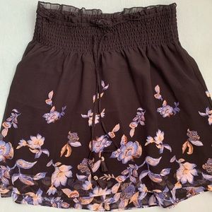 White House Black Market size M skirt